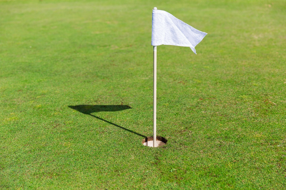 Creative Ways to Incorporate Golf Into Social Gatherings